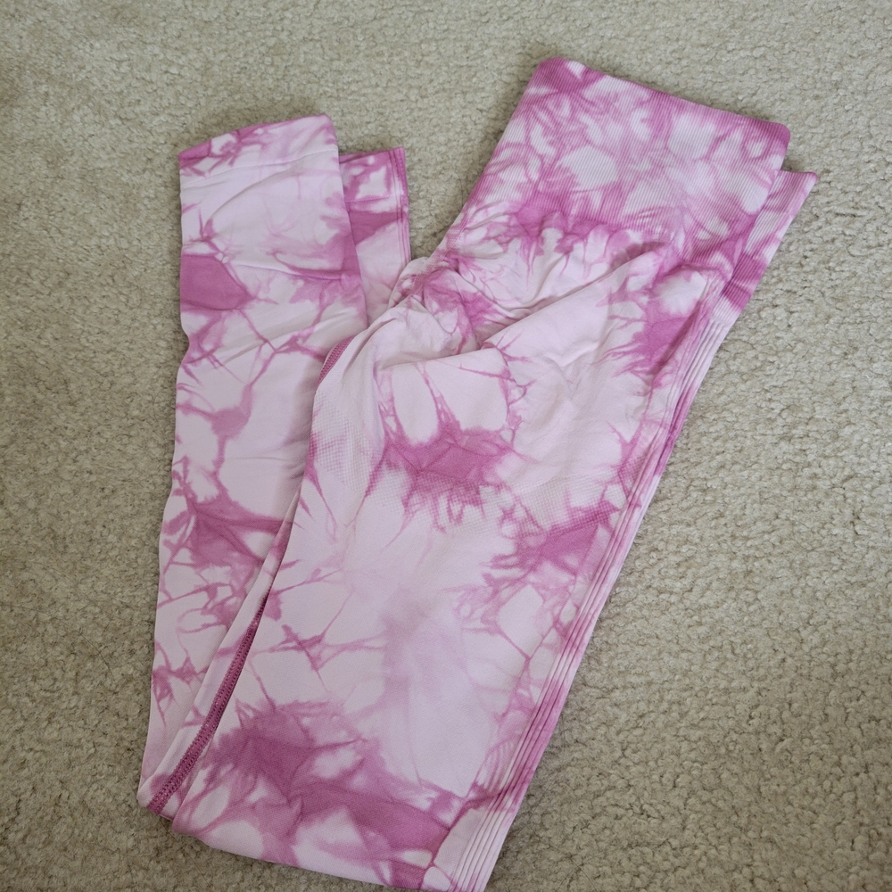 Stylish Pink Tie-Dye Women's Leggings